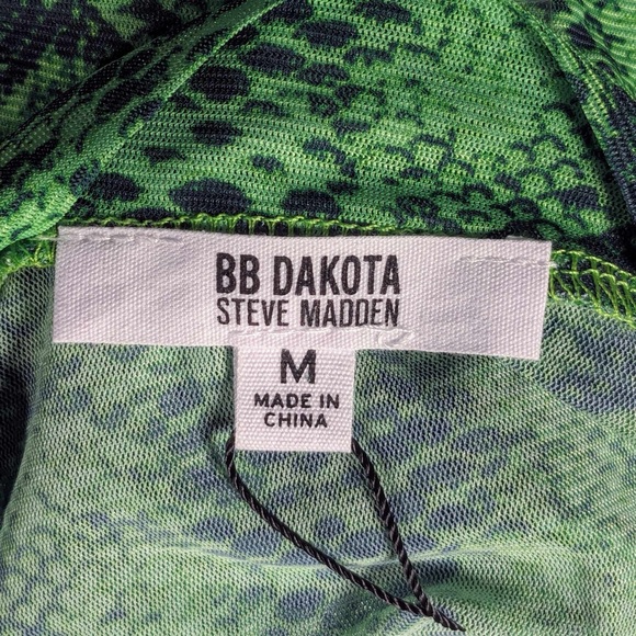 NWT BB DAKOTA BY STEVE MADDEN SNAKE PRINT MINI SHEATH DRESS - M - Picture 7 of 9